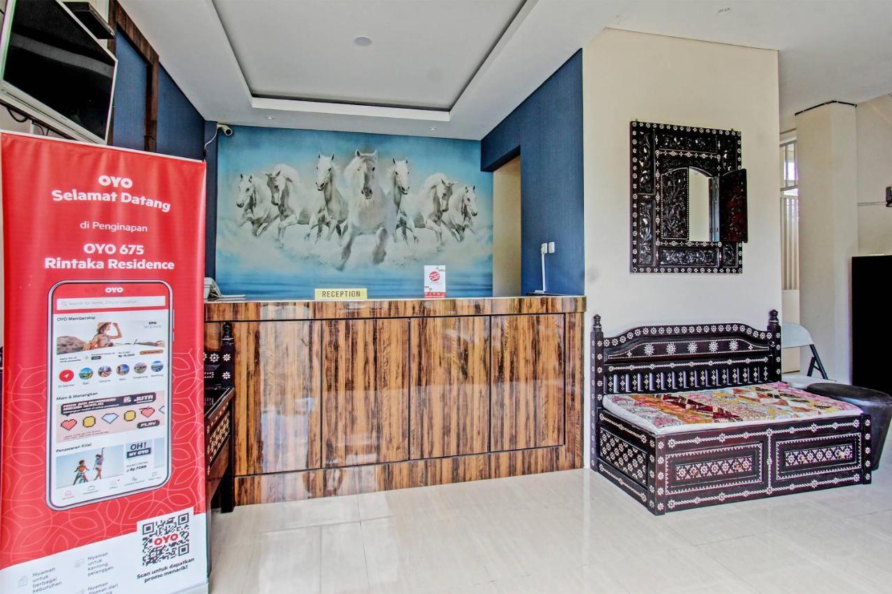 Capital O 91384 Rintaka Residence スンギギ エクステリア 写真