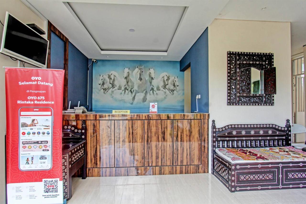 Capital O 91384 Rintaka Residence スンギギ エクステリア 写真