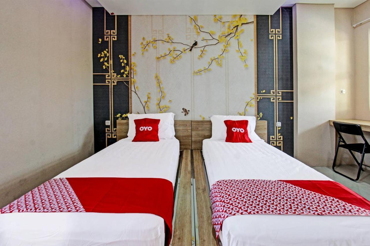 Capital O 91384 Rintaka Residence スンギギ エクステリア 写真