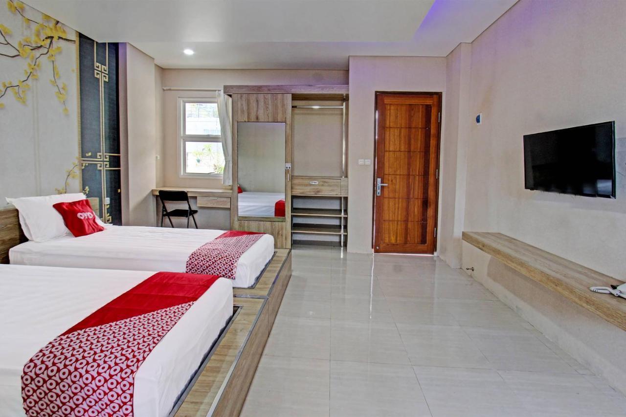 Capital O 91384 Rintaka Residence スンギギ エクステリア 写真